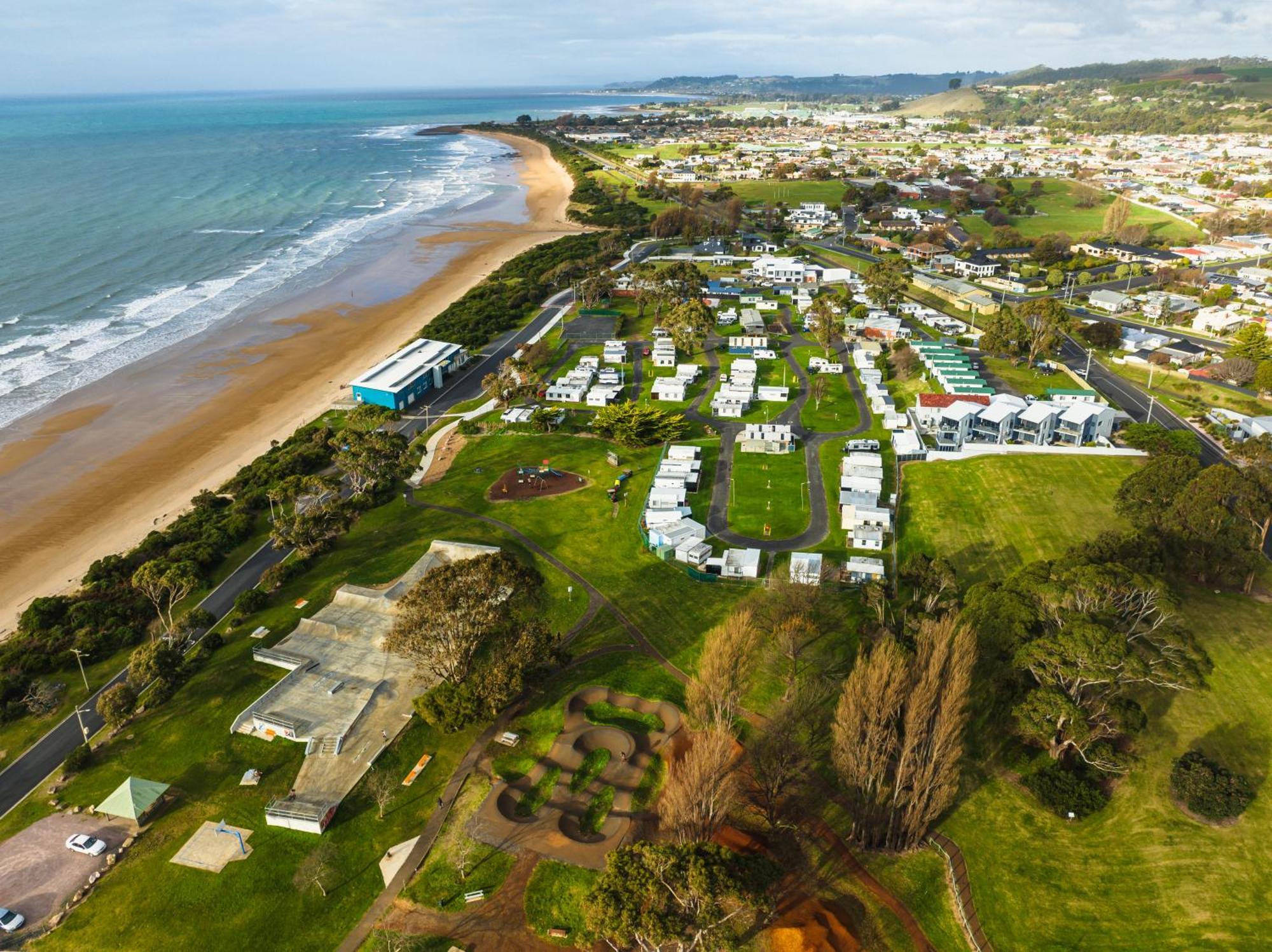 Big4 Tassie Getaway Park Ulverstone Exterior photo
