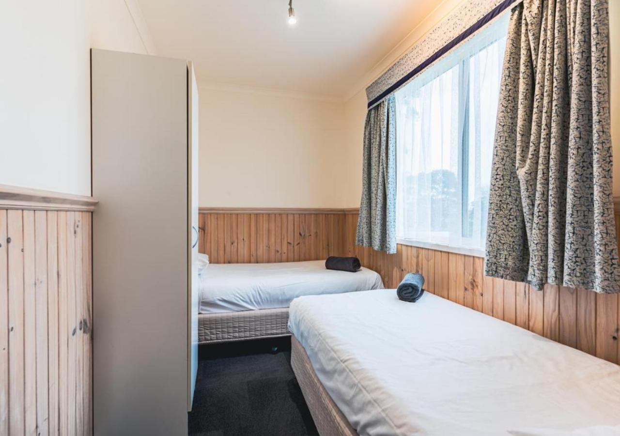 Big4 Tassie Getaway Park Ulverstone Exterior photo